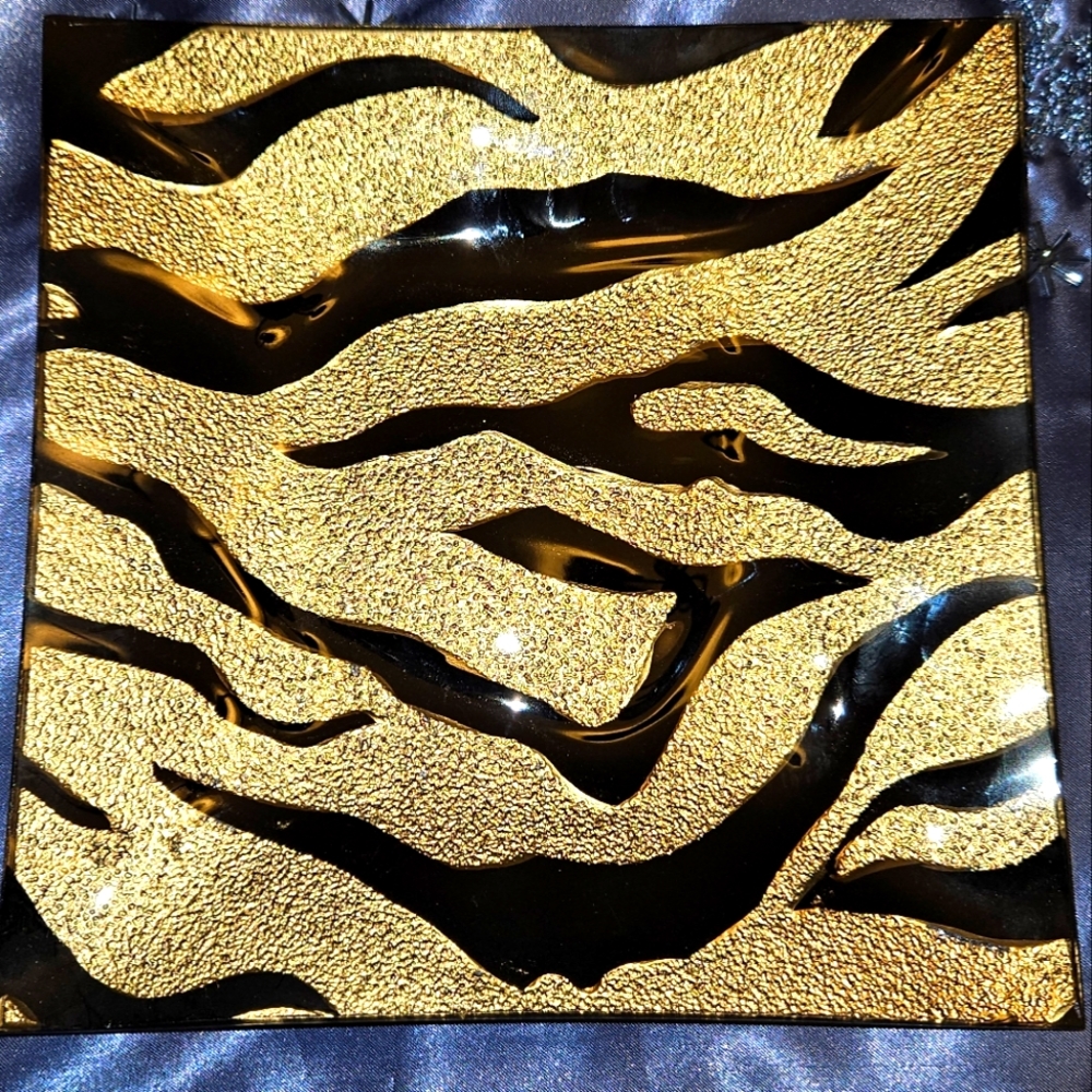Tiger Print Plate